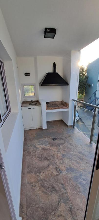 Departamento Temporario - Barrio San Isidro บียาอาเย็นเด ภายนอก รูปภาพ