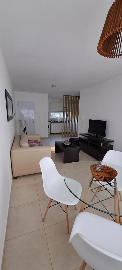 Departamento Temporario - Barrio San Isidro บียาอาเย็นเด ภายนอก รูปภาพ